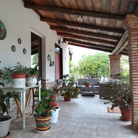 Gasthaus Poggio Vento Country House Naro Exterior foto