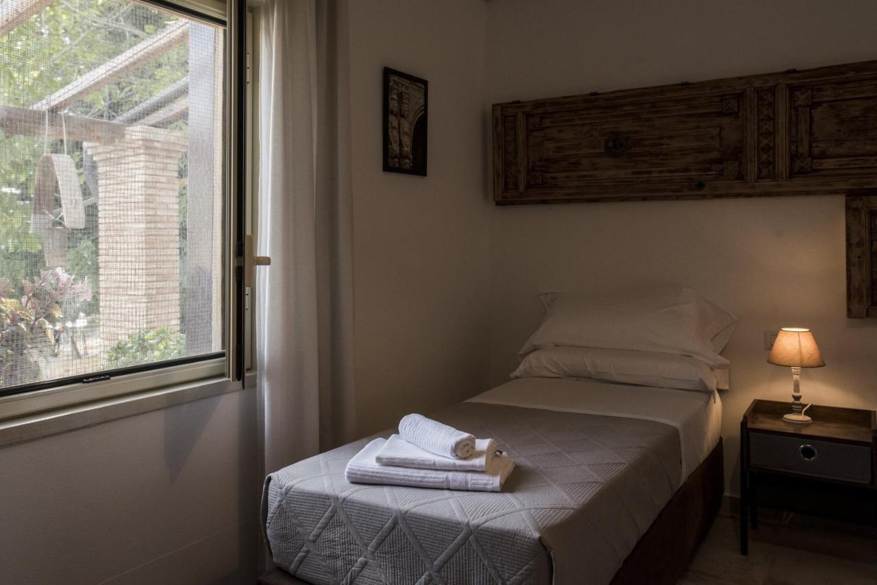 Gasthaus Poggio Vento Country House Naro Exterior foto