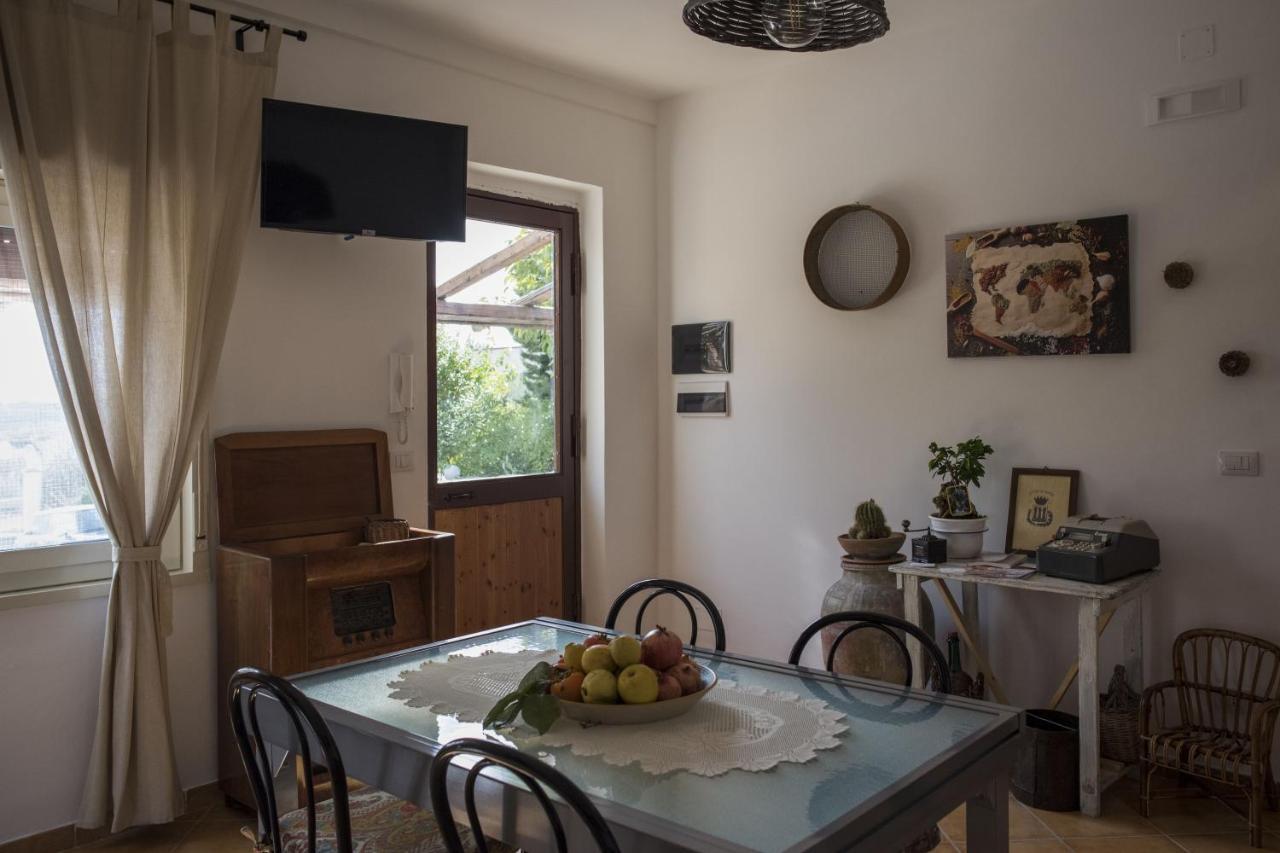 Gasthaus Poggio Vento Country House Naro Exterior foto